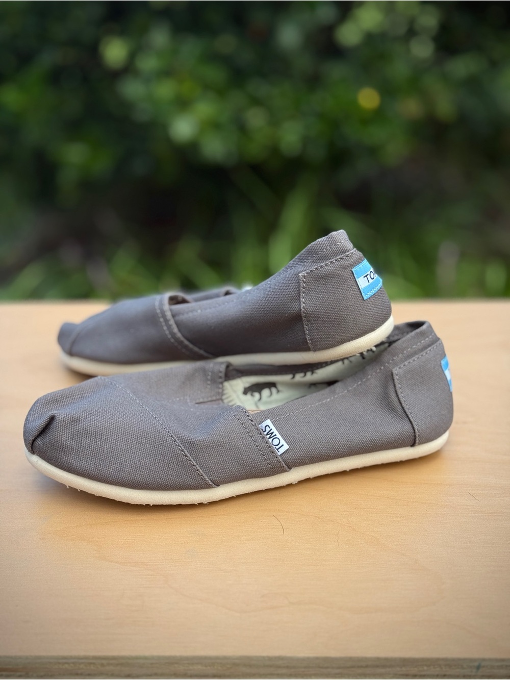 TOMS Classic Alpargata Canvas Slip On Shoes Grey Women 8 Casual Comfort Flat